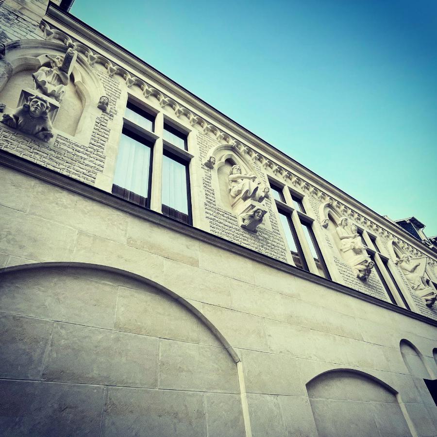 Charme De L'Ancien Pour Cet Appartement Entierement Renove Dans L'Hypercentre De ריימס מראה חיצוני תמונה