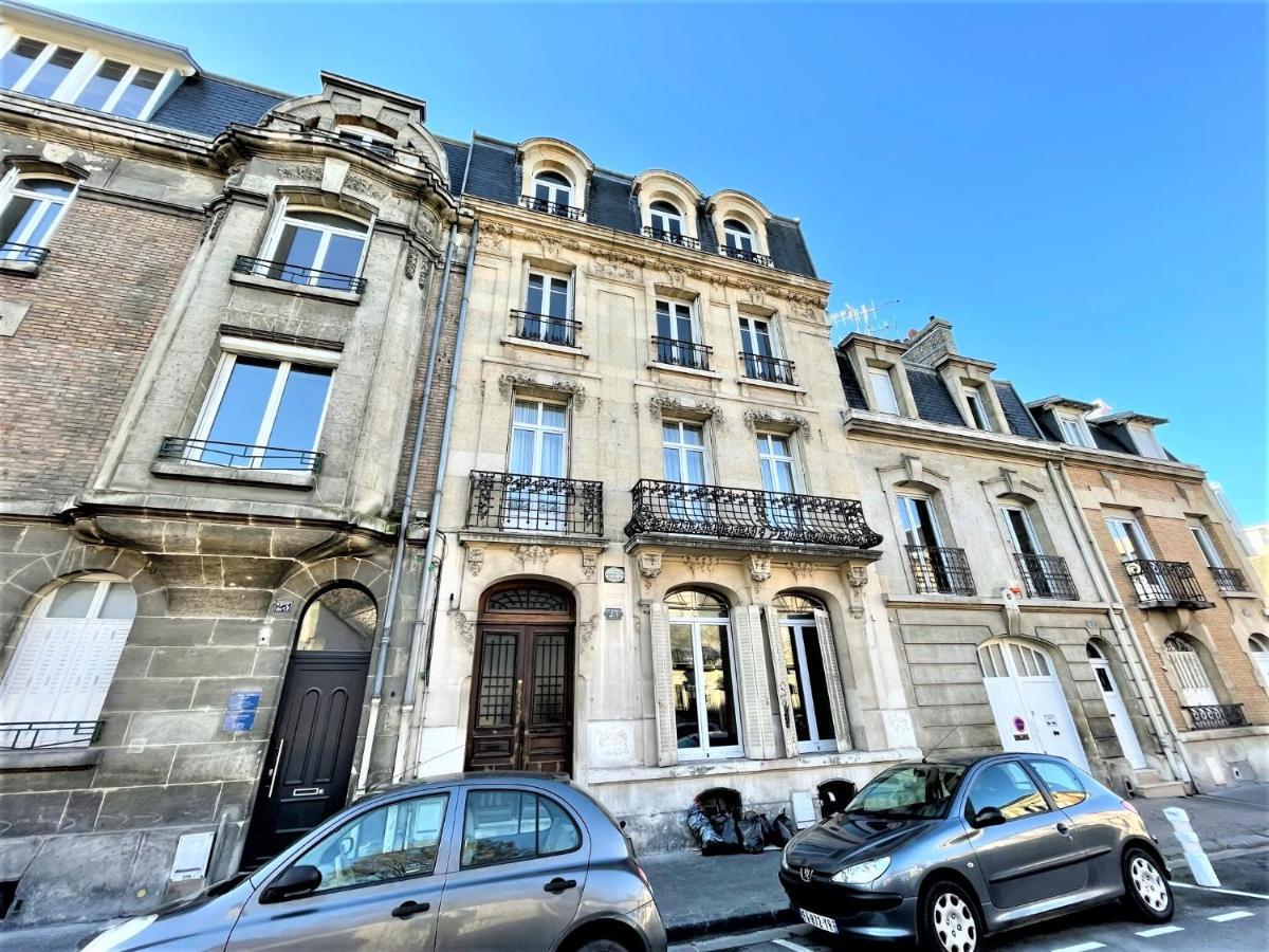 Charme De L'Ancien Pour Cet Appartement Entierement Renove Dans L'Hypercentre De ריימס מראה חיצוני תמונה